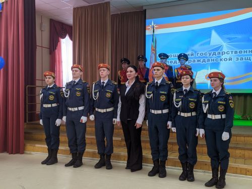 В Тетюшском колледже гражданской защиты проходит концерт ко Дню спасателя РФ