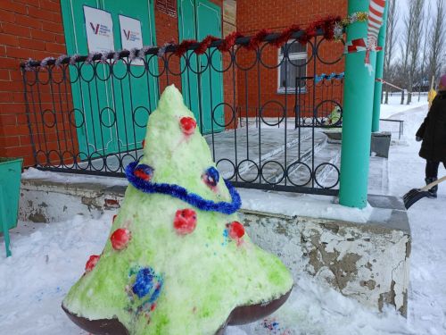 Тетюшане голосуют за лучшую снежную фигуру