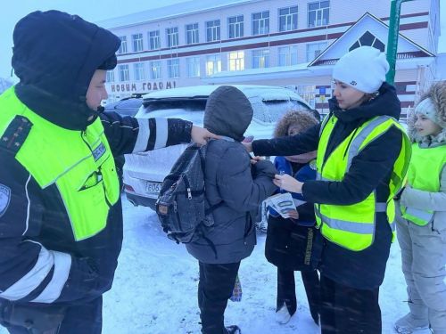 У тетюшских школьников проверили наличие световозвращающих элементов на одежде