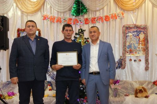 Благодарностью Минсельхозпрода РТ награждены работники агрофирмы «Нур»