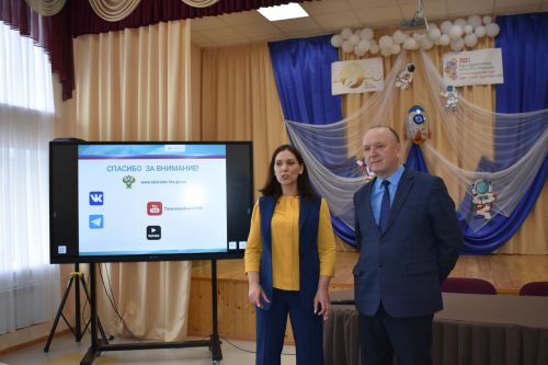 Тетюшским учащимся рассказали, что такое контрафакт, конкуренция, монополия