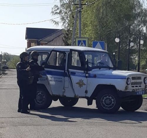 Камскоустьинцы в парке Победы нашли предмет, похожий на бомбу