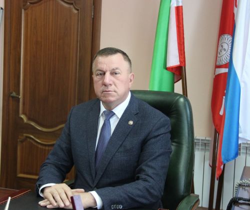 Сотрудников и ветеранов  военного комиссариата Тетюшского района поздравляет глава района