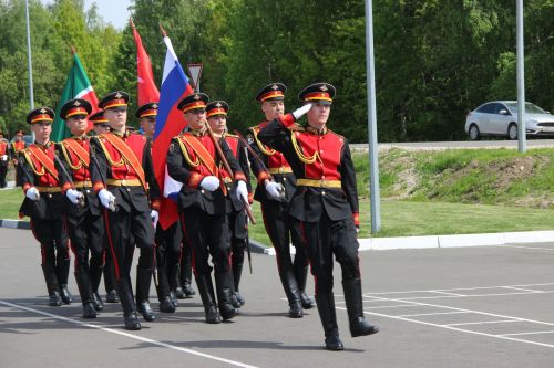Республиканский смотр-конкурс Знаменных групп и Почетных караулов провели в Тетюшах