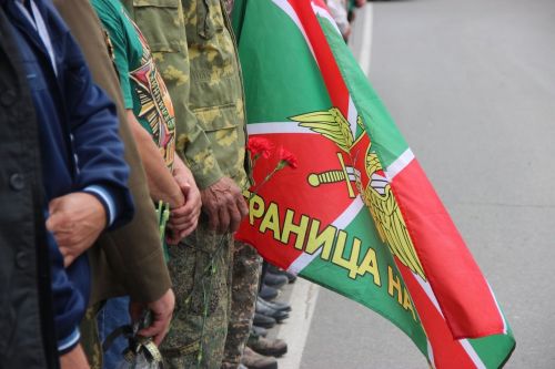 Сегодня в Тетюшах прошел митинг «Хранить державу – долг и честь»