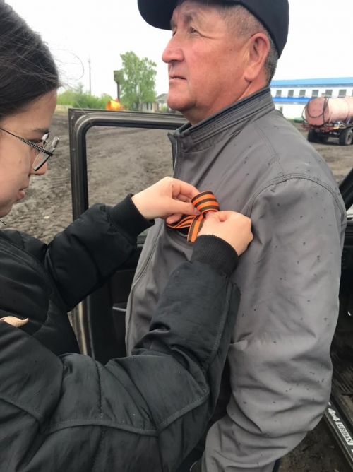 В Тетюшах, в Алабердино и Бакрчах провели акцию «Георгиевская ленточка»
