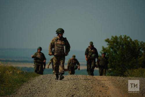Контрактники из Татарстана проходят боевое слаживание на учебном полигоне