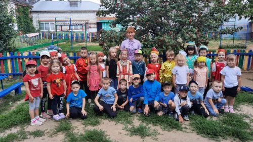 В детском саду «Малыш» провели Музыкально-тематическое развлечение «Край родной, навек любимый»