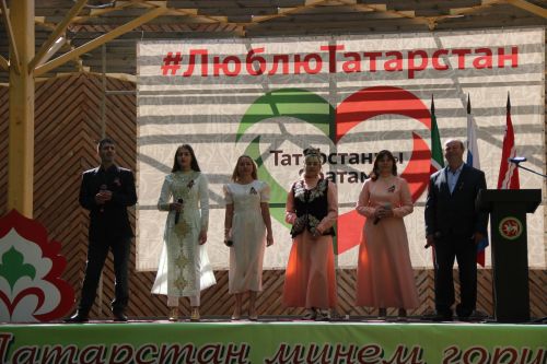 Празднование Дня Республики проходило в Центральном парке Тетюш