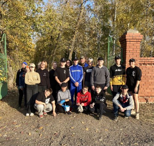 Тетюшане провели санитарную очистку городского кладбища