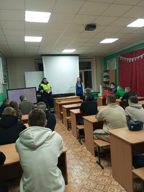 В Тетюшах провели профилактическую беседу с будущими водителями