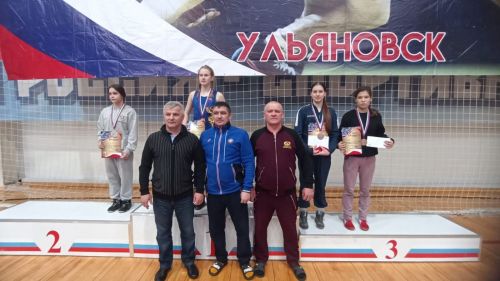 Состоялось Первенство ПФО по вольной борьбе среди юношей и девушек до 16 лет