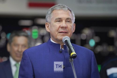 Татарстанскую молодежь поздравил Раис Татарстана