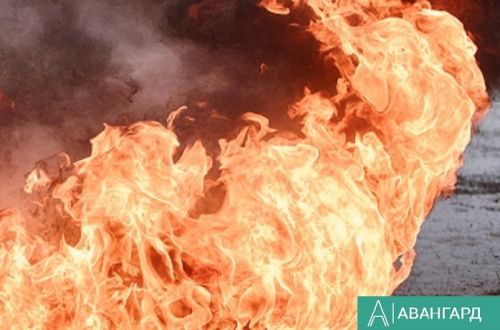 В Татарстане в результате ДТП загорелась легковушка