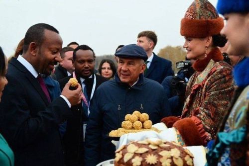 Минниханов опубликовал в соцсетях фото глав государств, прибывших на саммит БРИКС
