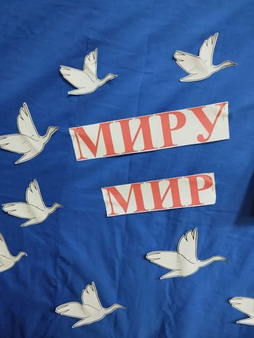 В Беденьге провели акцию «Белые журавли памяти»