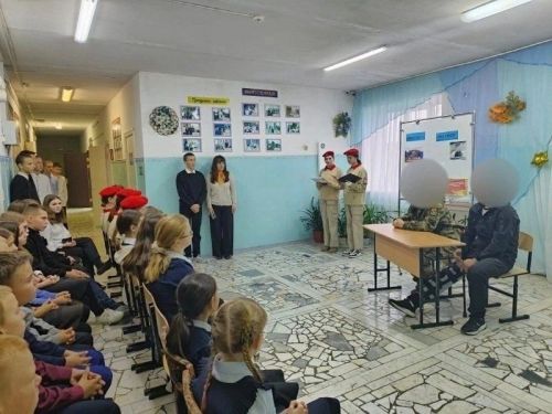 В Нармонской школе прошла встреча с выпускниками – участниками СВО