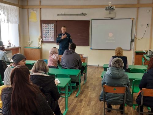 В Большешемякинской школе состоялось родительское собрание на тему «Безопасные каникулы»