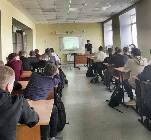 С тетюшскими студентами говорили о социальной справедливости