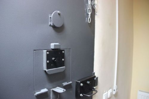 За истязание двух малолетних детей женщину из Татарстана осудили условно