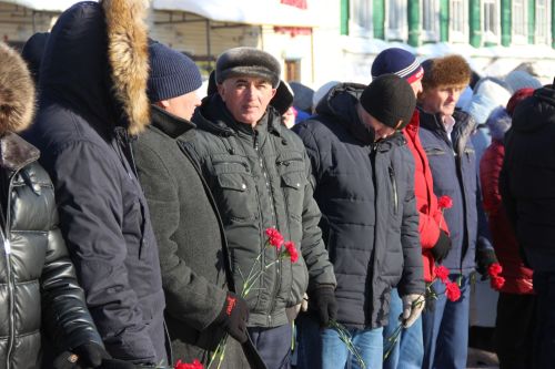 Торжественный митинг, посвященный Дню памяти о россиянах, исполнявших служебный долг за пределами Отечества