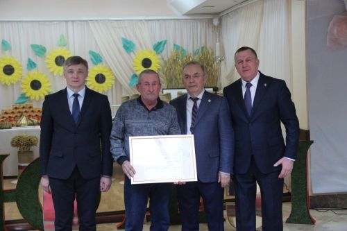 Благодарностью Кабинета Министров РТ награждены работники агропрома