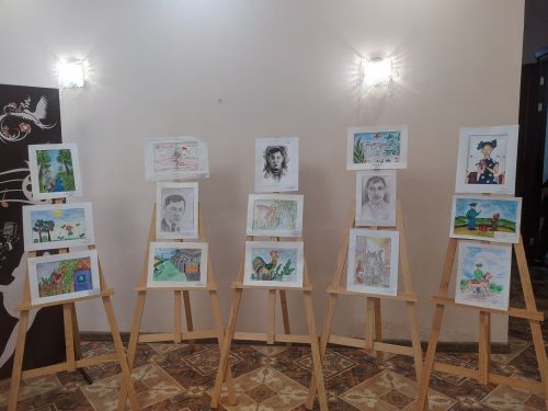 В  Детской школе искусств проводится выставка рисунков по произведениям Мусы Джалиля