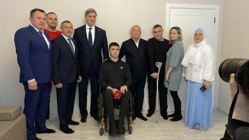 Бойцу СВО из Лаишевского района РТ вручили ключи от нового дома
