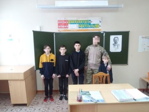 Участник СВО, находясь в отпуске, посетил Богдашкинскую школу