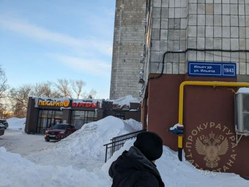 Татарстанец выкинул ребенка из окна: ребенок получил травмы