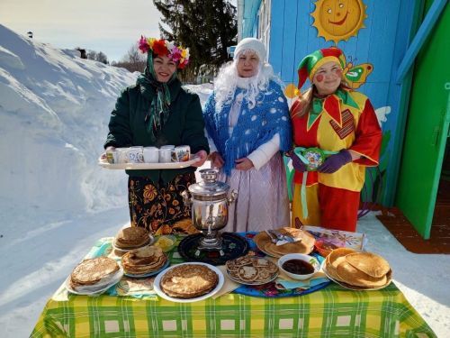 В Монастырской школе состоялось праздничное мероприятие «Масленичный хоровод»