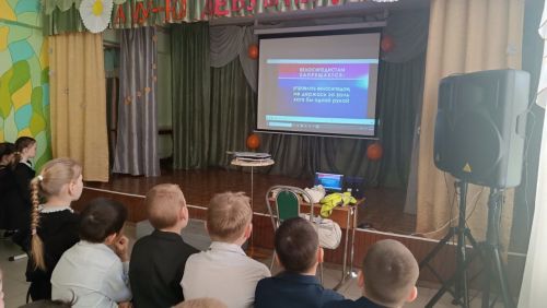 С учащимися Большетарханской школы провели профбеседу о безопасном поведении на дорогах