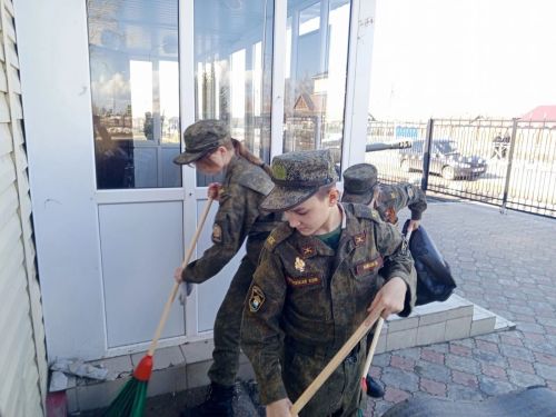 Субботник в кадетской школе-интернат