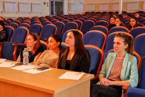 С 17 по 19 апреля в Тетюшах прошел районный этап Татарской лиги КВН «Әйдә, ШаяРТ!».