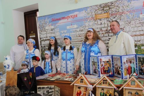 Семья Тимариных из Тетюшского района заняла третье место в фестивале родословной