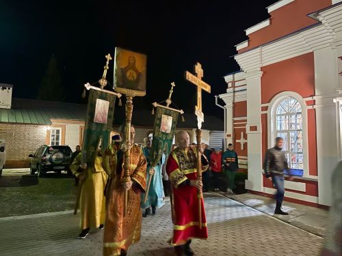 В Тетюшах, в Троицком соборе, состоялось Пасхальное богослужение