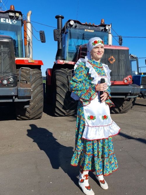 Для тетюшских механизаторов прозвучали песни