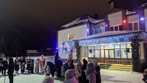 Для тетюшан организовали новогоднее представление