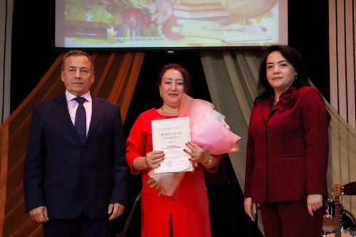 Педагоги отмечены почетными грамотами Минобрнауки РТ