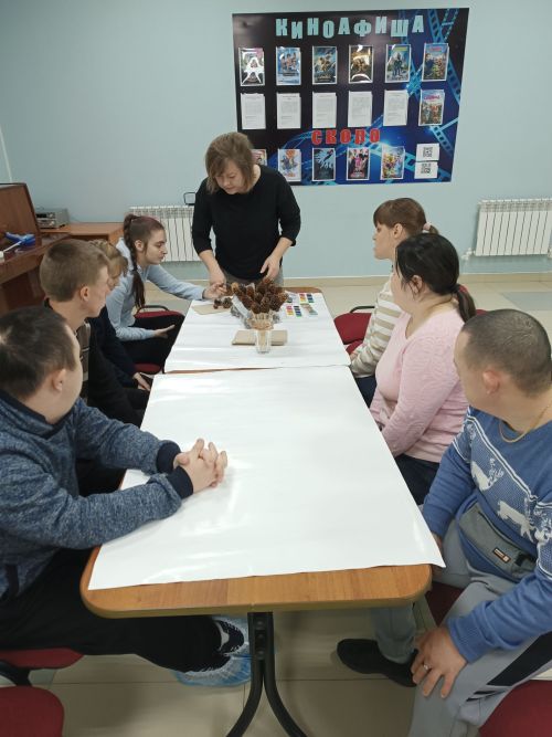 Творческий мастер-класс для особенных людей прошёл в Тетюшах