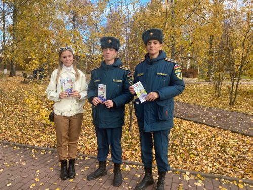 В Центральном парке Тетюш напомнили о безопасности на дорогах