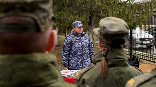 Тетюшские кадеты знакомятся с жизнью Росгвардии
