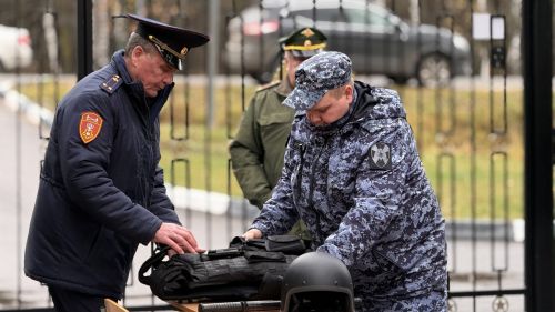 Тетюшские кадеты знакомятся с жизнью Росгвардии