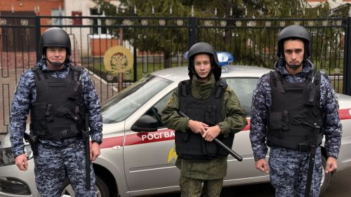 Тетюшские кадеты знакомятся с жизнью Росгвардии