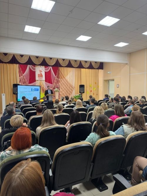 В Тетюшской школе №1 прошло родительское собрание по безопасности детей
