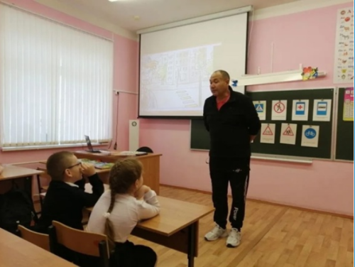 В Тетюшской школе прошел урок «Внимание, каникулы!»