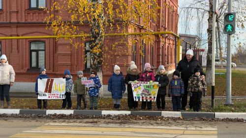 В Тетюшах почтили память жертв ДТП массовой акцией!