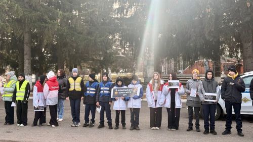 В Тетюшах почтили память жертв ДТП массовой акцией!