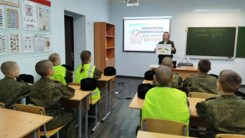 В Тетюшах кадеты провели акцию в память о жертвах ДТП