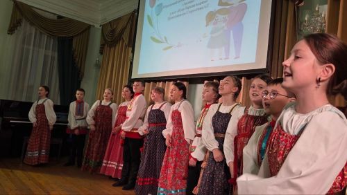 Мир под названием МАМА